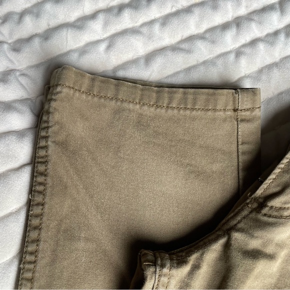Levi's 511 Slim Fit Hybrid Trouser Pants! - Picture 5 of 15